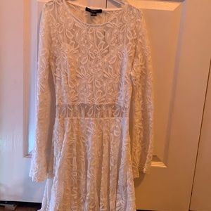 Forever 21 white long sleeve dress